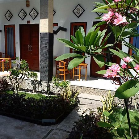 Dwiki Putra Home Stay Lembongan Exterior foto