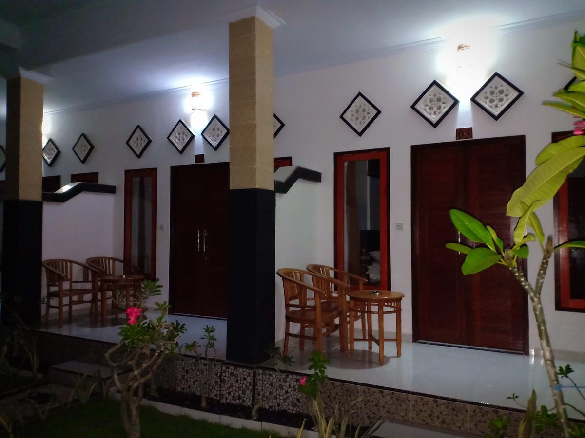 Dwiki Putra Home Stay Lembongan Exterior foto